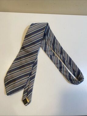Donald Trump Men's Blue and Gray Striped Silk Tie